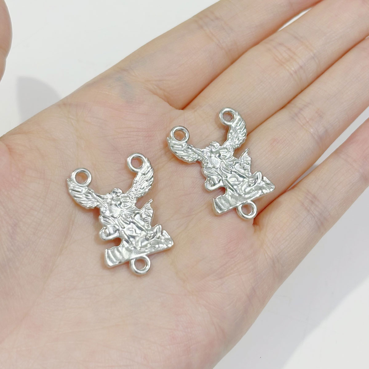 20 шт. подвесок с изображением – обзор и цена Jewelry Making Michaels