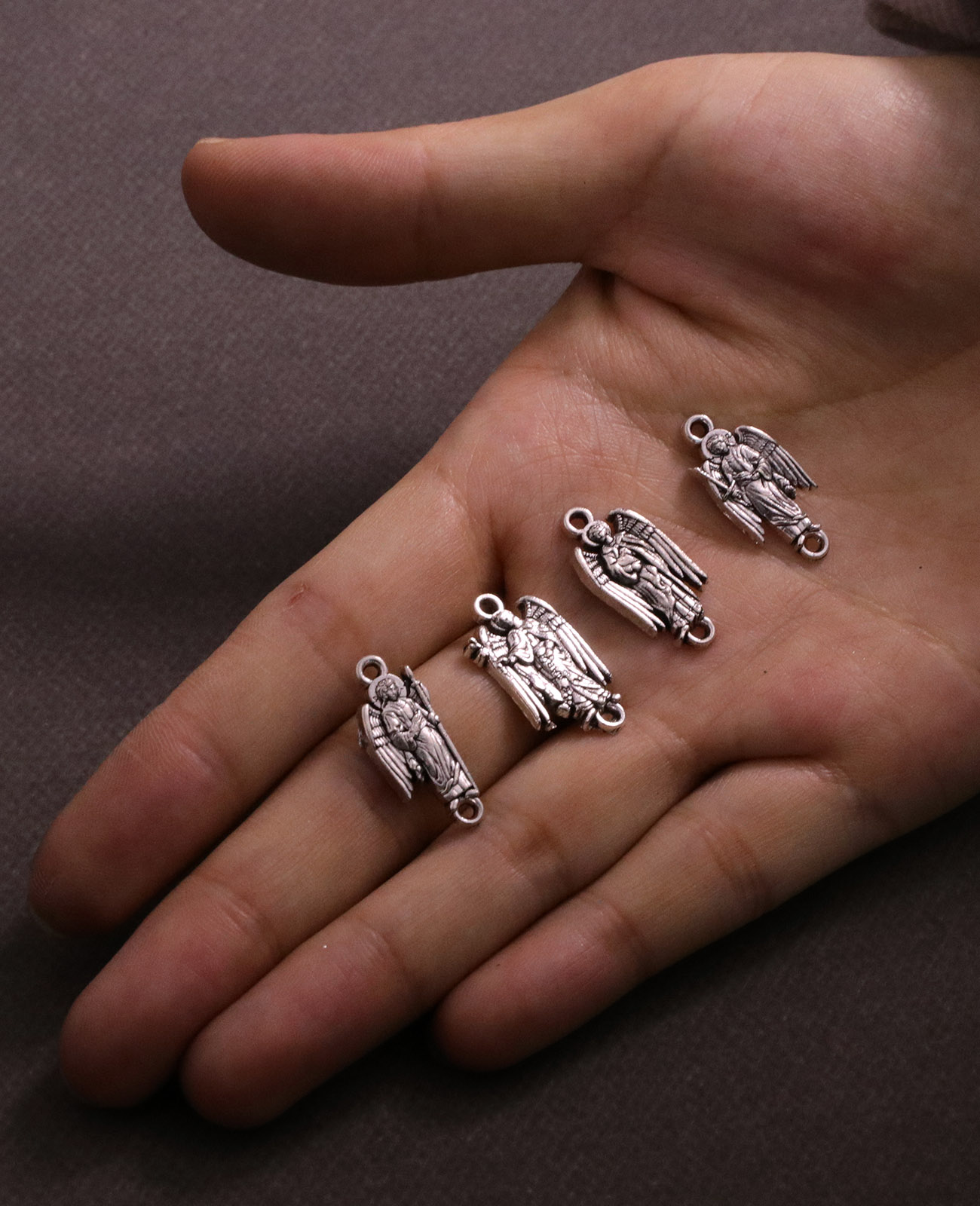 4 шт. медаль архангела христиа – обзор и цена Jewelry Making Michaels